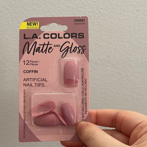 L.A. Colors Other - L.A. Colors Matte & Gloss Pink Nail Tips